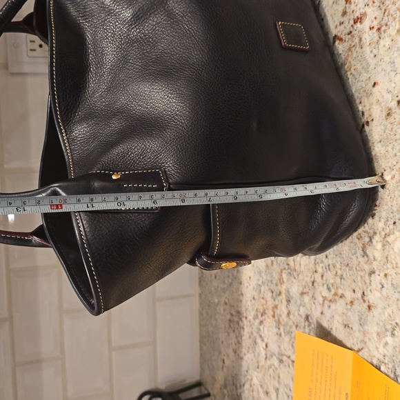 LIKE NEW Dooney and Bourke Kristen large Navy Tote - Picture 4 of 15